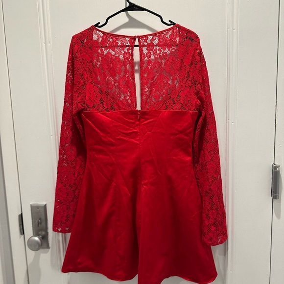House of CB Jennica Red Rose Satin And Lace Mini Dress L+ Plus Cup - Picture 12 of 12